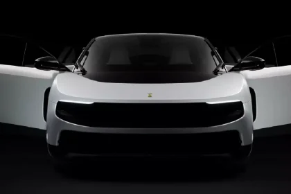 Ferrari intră spectaculos în era electrică. Primul Luce a fost adjudecat cu 40 de milioane de dolari